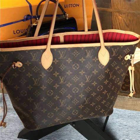 louis vuitton bag with red inside|Louis Vuitton neverfull red inside.